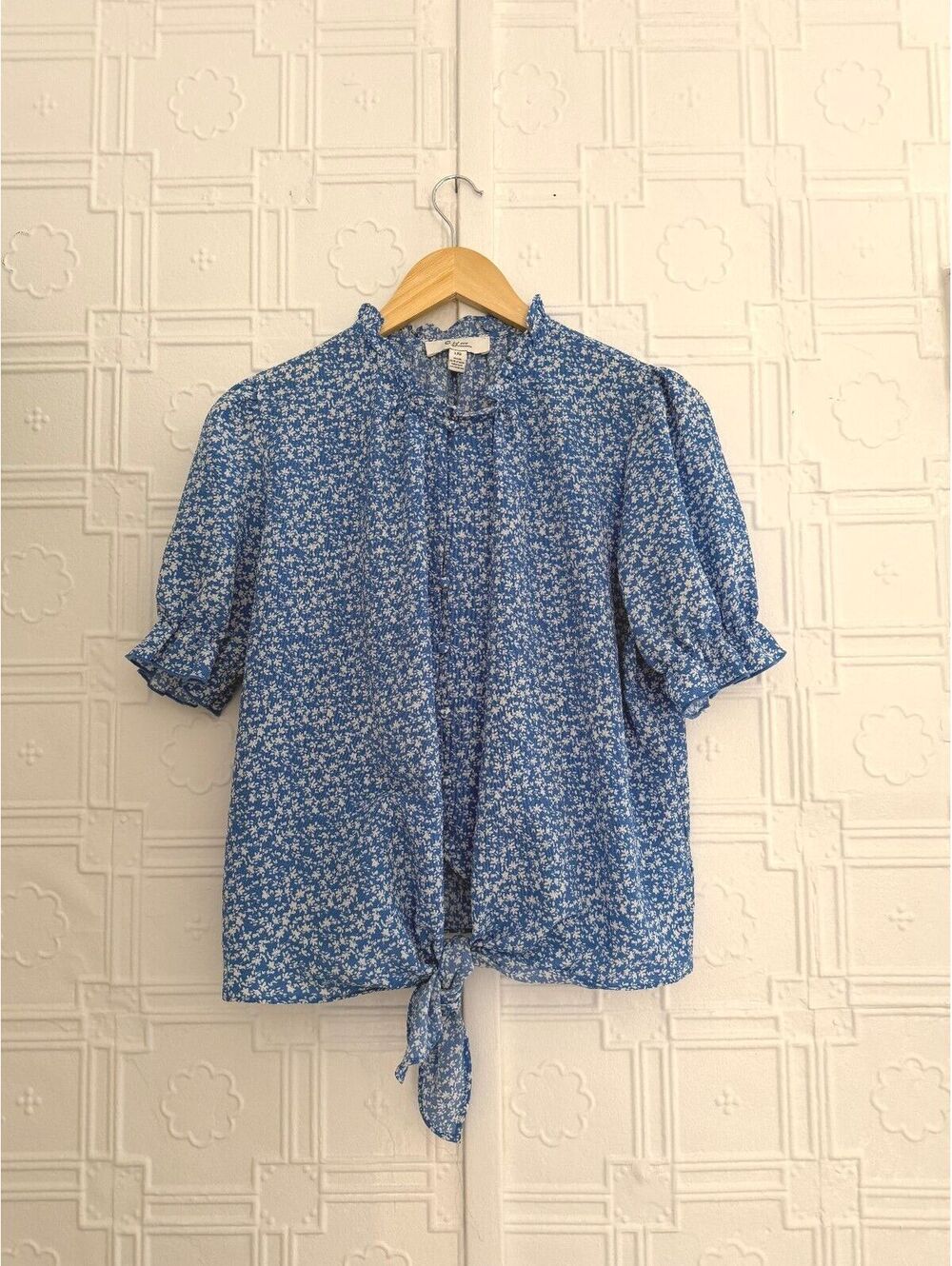 C By One Blue White Floral Tie Front Short Sleeve Blouse L Chiffon Cottagecore